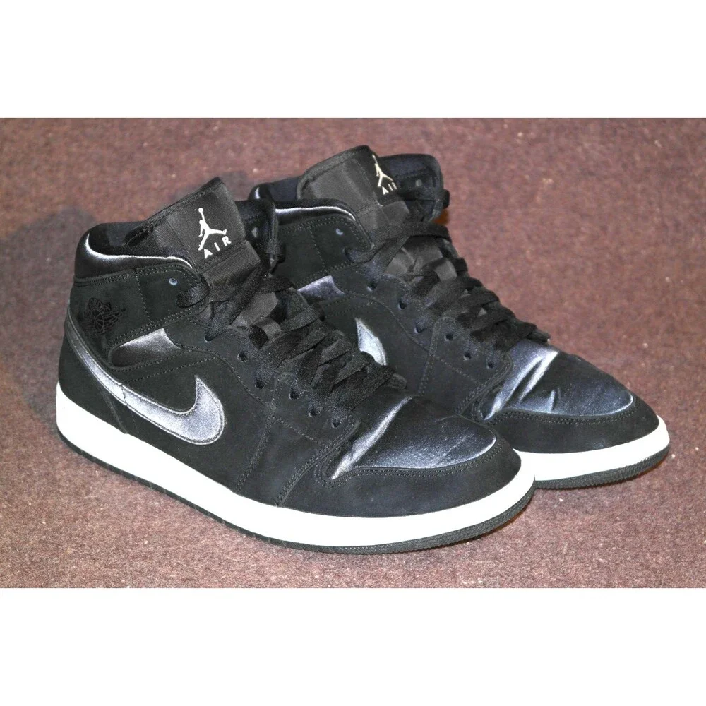 Nike Air Jordan 1 Mid Black Grey Size 11.5 Authentic 852542-012